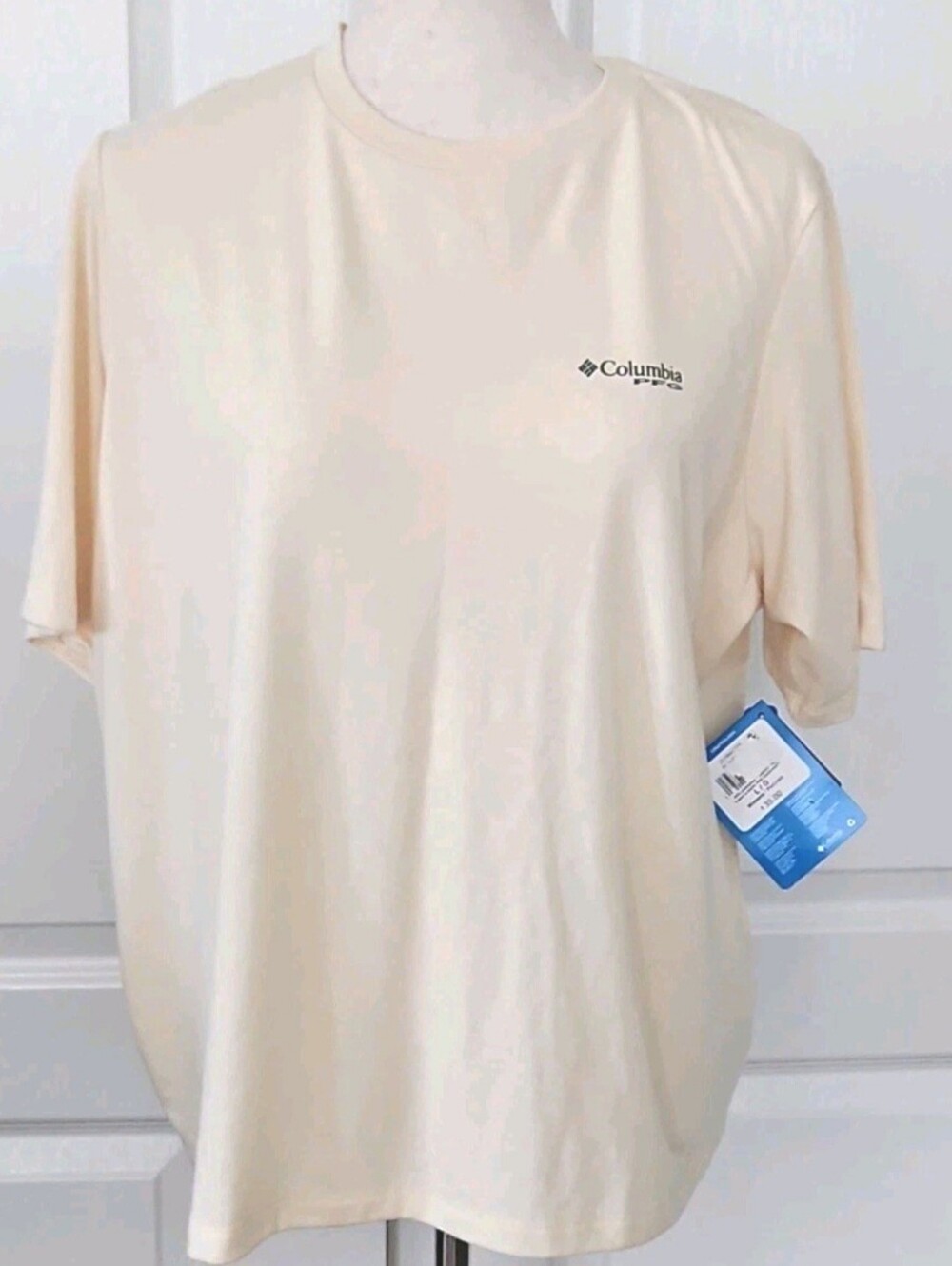 Columbia PFG Uncharted Omni-Shade Graphic Tee NWT Women’s L